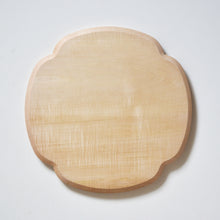 Load image into Gallery viewer, Mokko Oshiki Horse Chestnut Wood Tray (27×27cm)【Selected Grade】