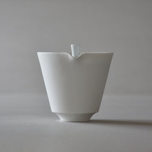 画像をギャラリービューアに読み込む, 【再入荷】有田焼 白磁入子茶器 kiwaha×田清窯