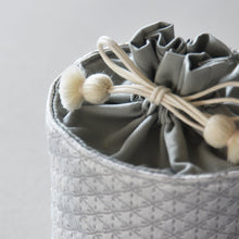 Load image into Gallery viewer, Nishijin-ori flat diamond pattern tea utensil storage bag