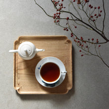 Load image into Gallery viewer, "Sumiiri-Bon"Japanese zelkova square tray (27 x 27 cm)