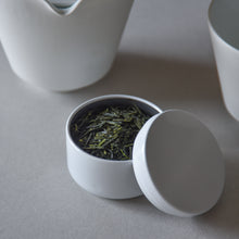 画像をギャラリービューアに読み込む, 【再入荷】有田焼 白磁入子茶器/西陣織 収納袋【セット割10%OFF】