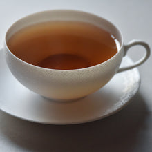 Load image into Gallery viewer, KATA Nagika eggshell porcelain Teacup&Saucer