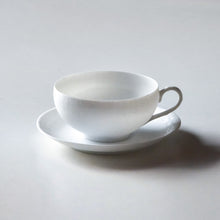 Load image into Gallery viewer, KATA Nagika eggshell porcelain Teacup&Saucer