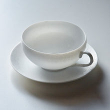 Load image into Gallery viewer, KATA Nagika eggshell porcelain Teacup&Saucer