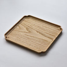 Load image into Gallery viewer, "Sumiiri-Bon"Japanese zelkova square tray (27 x 27 cm)