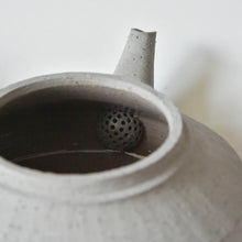 Load image into Gallery viewer, 3RD CERAMICS Unglazed Side-handle Kyusu(Teapot)