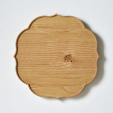 Load image into Gallery viewer, "Ryouka" Oshiki-Wooden Tray,Japanese chesnut (27 x 27 cm)
