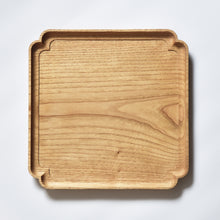 Load image into Gallery viewer, "Sumiiri-Bon"Japanese zelkova square tray (27 x 27 cm)