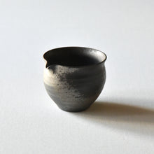 Load image into Gallery viewer, Yuzamashi-maru with iron rust glaze / Masatoshi Ichino