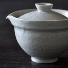 Load image into Gallery viewer, Sigetsu Kiln, Yukiko Saito, White-Glazed Peony Arabesque Pattern Shiboridashi-kyusu Small Teapot  
