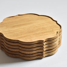 Load image into Gallery viewer, &quot;Ryouka&quot; Oshiki-Wooden Tray,Japanese chesnut (27 x 27 cm)
