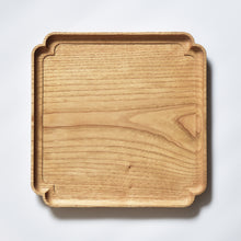 Load image into Gallery viewer, &quot;Sumiiri-Bon&quot;Japanese zelkova square tray (27 x 27 cm)
