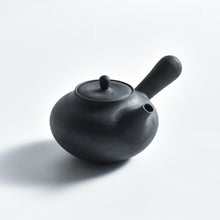 Load image into Gallery viewer, Okaue Yakumo Reduction Firing Yokode-Kyusu
