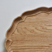 Load image into Gallery viewer, Rinka-bon Chestnut Wood Tray(27×27cm)
